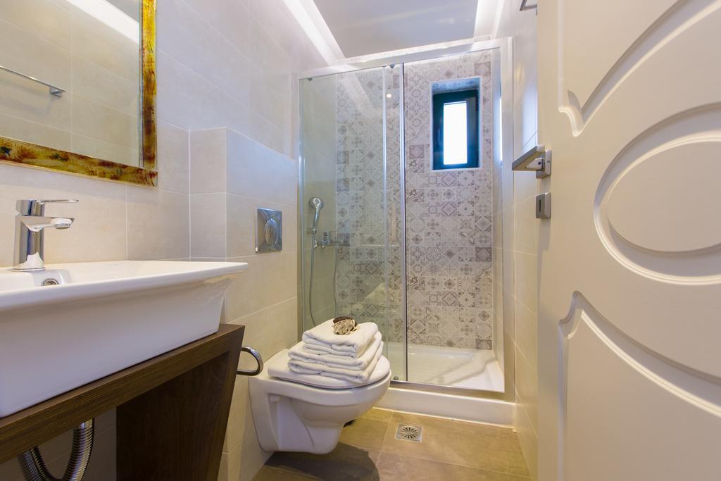Alonia Villa, Refined Living With 50M2 Private Pool, By Thinkvilla Melidhónion Rum bild